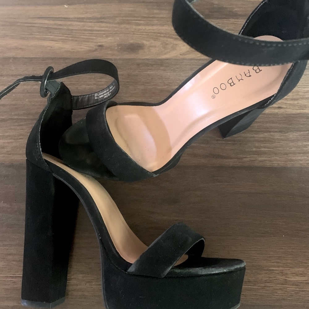 Bamboo chunky single strap platforms